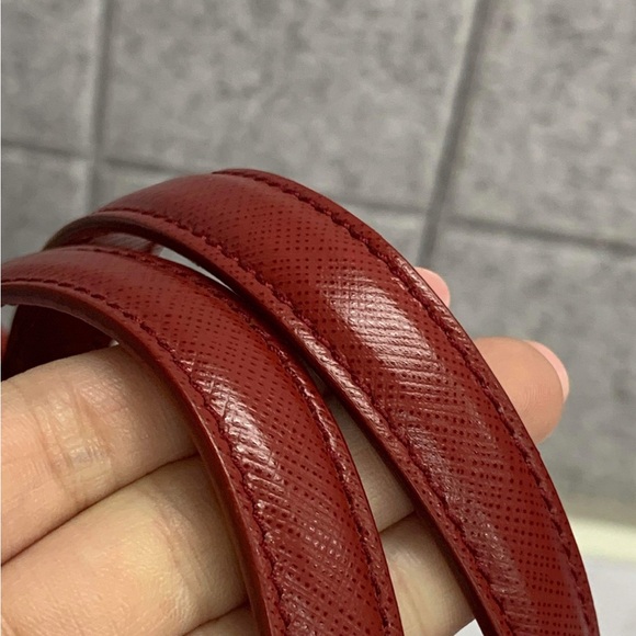 Salvatore Ferragamo Vara Bow Saffiano Leather 2 way bag with Gold tone hardware. - Picture 7 of 16